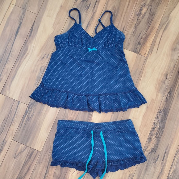Sleepwear xs - Picture 2 of 2
